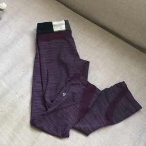 Lululemon leggings, cropped